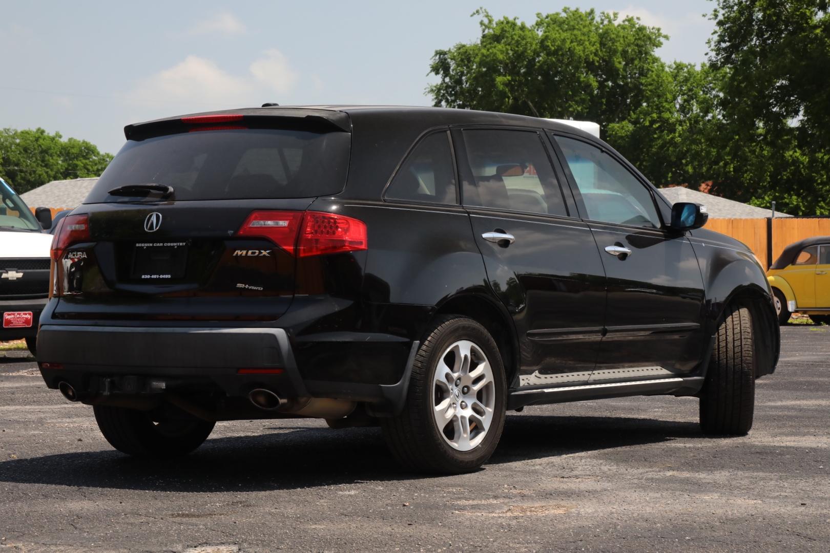 2007 BLACK ACURA MDX Tech Package with Rear DVD System (2HNYD28497H) with an 3.7L V6 SOHC 24V engine, 5-SPEED AUTOMATIC transmission, located at 420 E. Kingsbury St., Seguin, TX, 78155, (830) 401-0495, 29.581060, -97.961647 - Photo#4